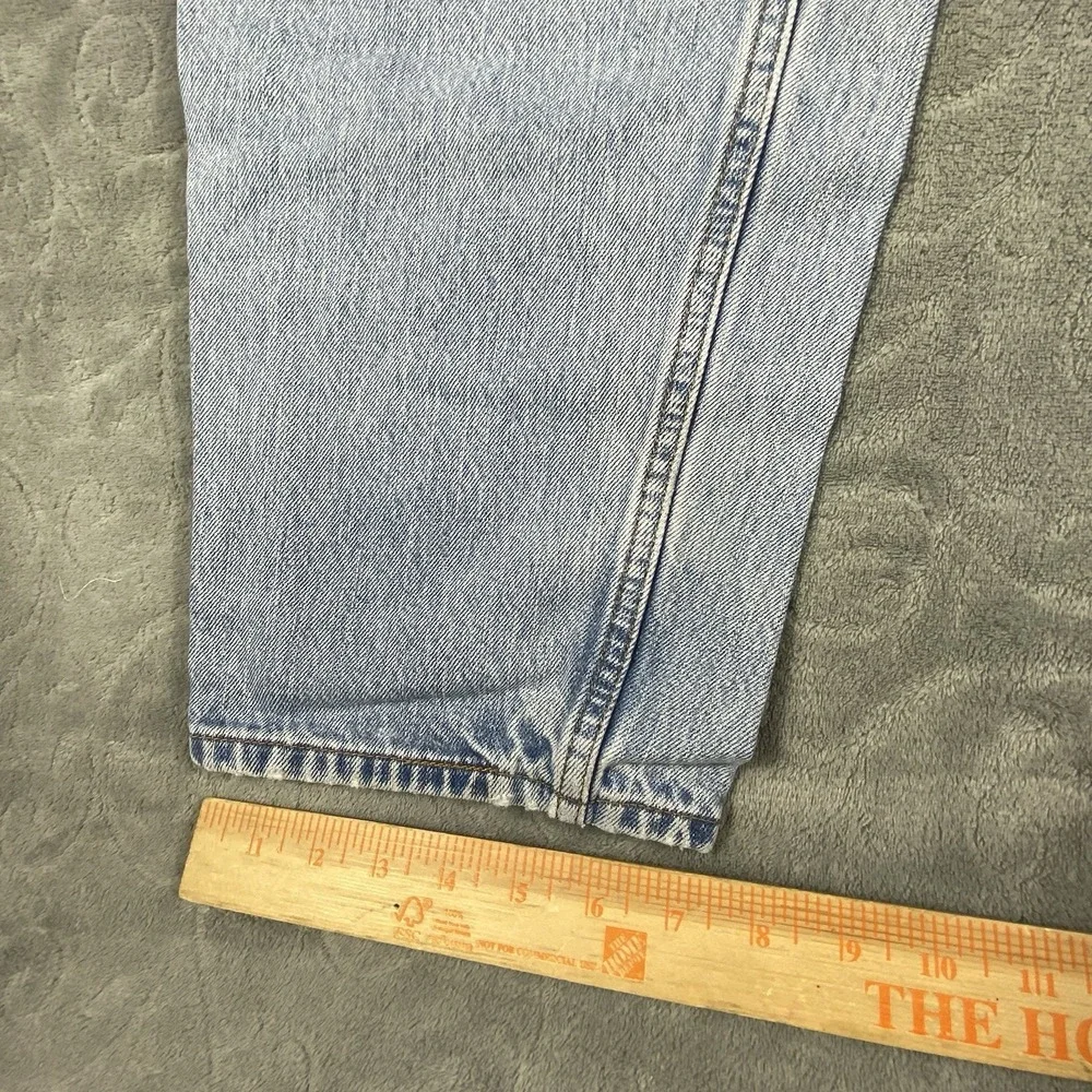 Levis actual size